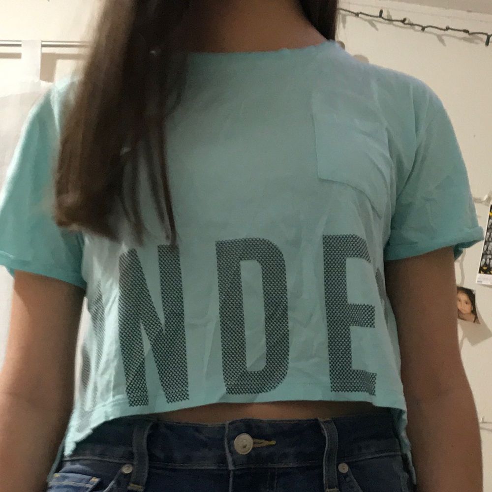 under Armour pocketed tee crop top